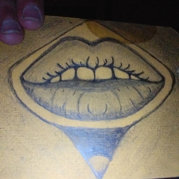 PS4 1 tb - Picture 1 of 1